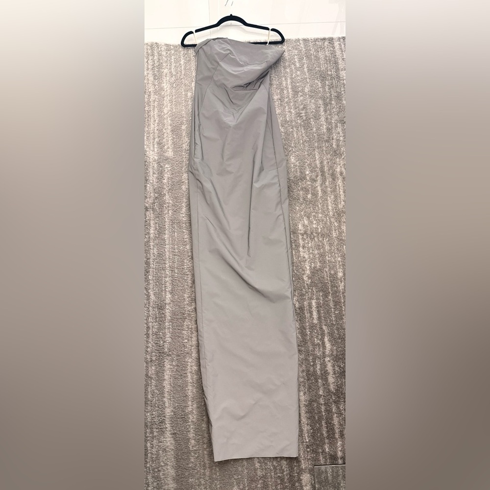 RICK OWENS
Bustier Gown
Size: 40
Color: Reflex
NEVER WORN!!! - Picture 8 of 8
